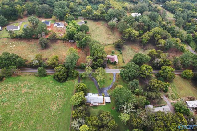 5310 Browns Valley Road, Guntersville, AL 35976