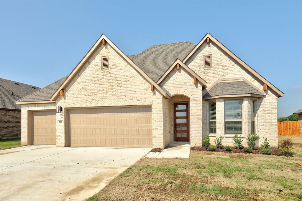 206 Pennington Road, Josephine, TX 75173