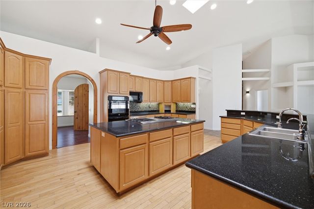 2601 Balzar Street, Pahrump, NV 89060