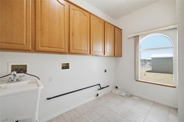 2601 Balzar Street, Pahrump, NV 89060