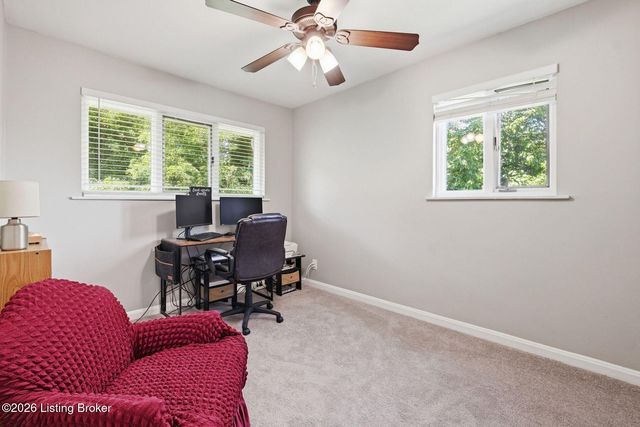 4101 Stoneview Dr 3, Louisville, KY 40207