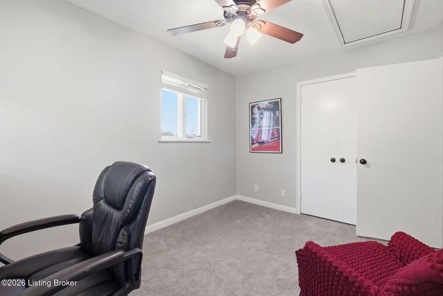 4101 Stoneview Dr 3, Louisville, KY 40207