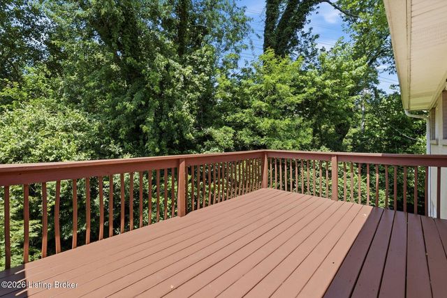 4101 Stoneview Dr 3, Louisville, KY 40207