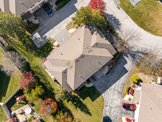 9298 Meadowview Drive, Orland Hills, IL 60487