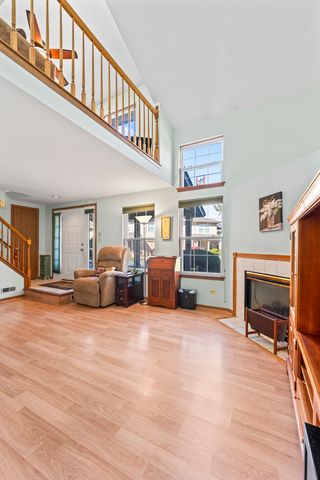 9298 Meadowview Drive, Orland Hills, IL 60487