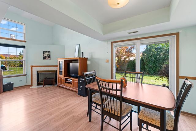 9298 Meadowview Drive, Orland Hills, IL 60487