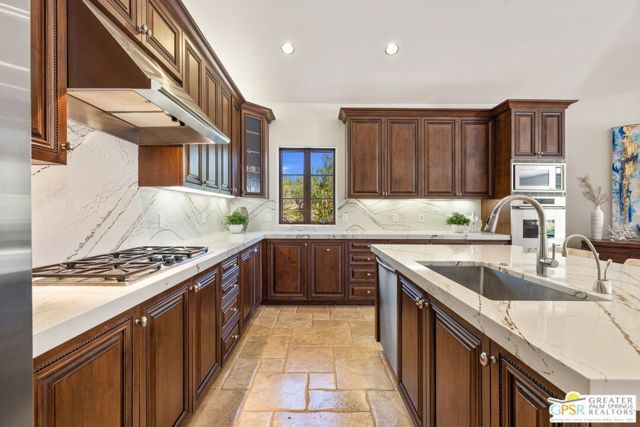 48387 Old Stone Trail, Palm Desert, CA 92260