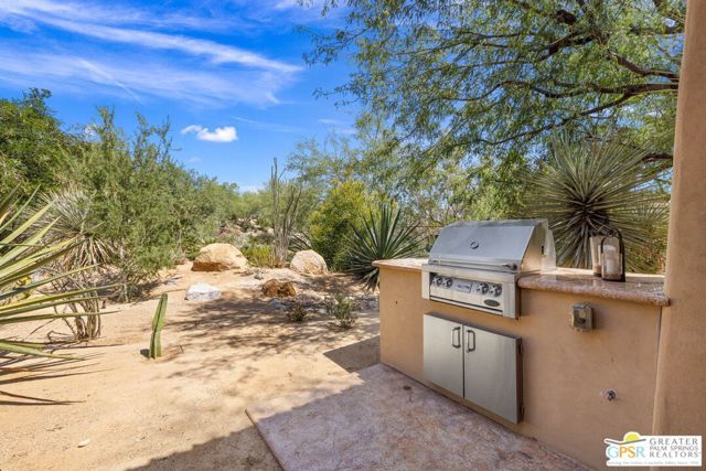 48387 Old Stone Trail, Palm Desert, CA 92260