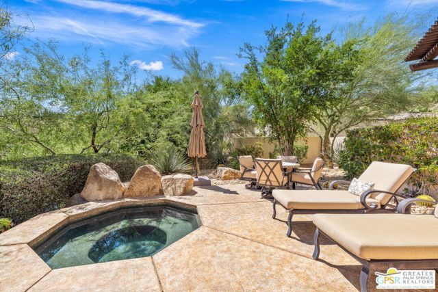 48387 Old Stone Trail, Palm Desert, CA 92260