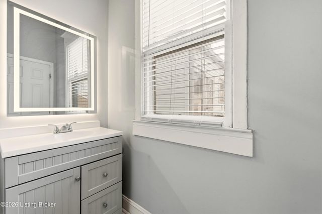 2107 Grand Ave, Louisville, KY 40210