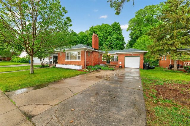 20036 Beech Daly, Redford, MI 48240