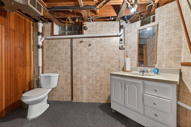20036 Beech Daly, Redford, MI 48240