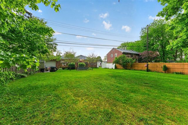 20036 Beech Daly, Redford, MI 48240
