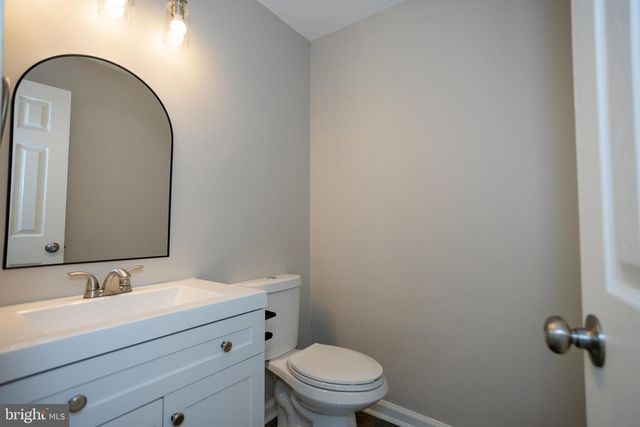 10116 WIMBLEDON CT, Manassas, VA 20110
