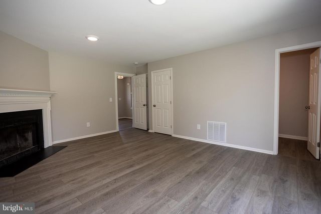10116 WIMBLEDON CT, Manassas, VA 20110