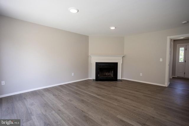10116 WIMBLEDON CT, Manassas, VA 20110
