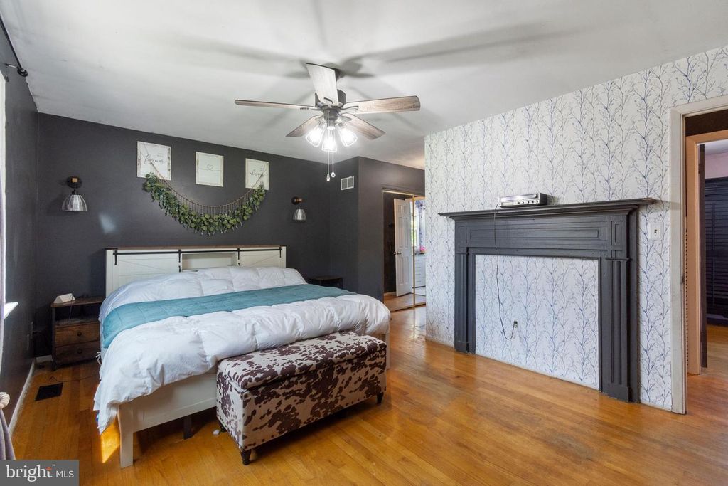 Image 17 of property listing at 2314 SANDEL LN, Westminster, MD 21157