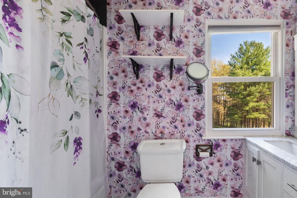 Image 21 of property listing at 2314 SANDEL LN, Westminster, MD 21157