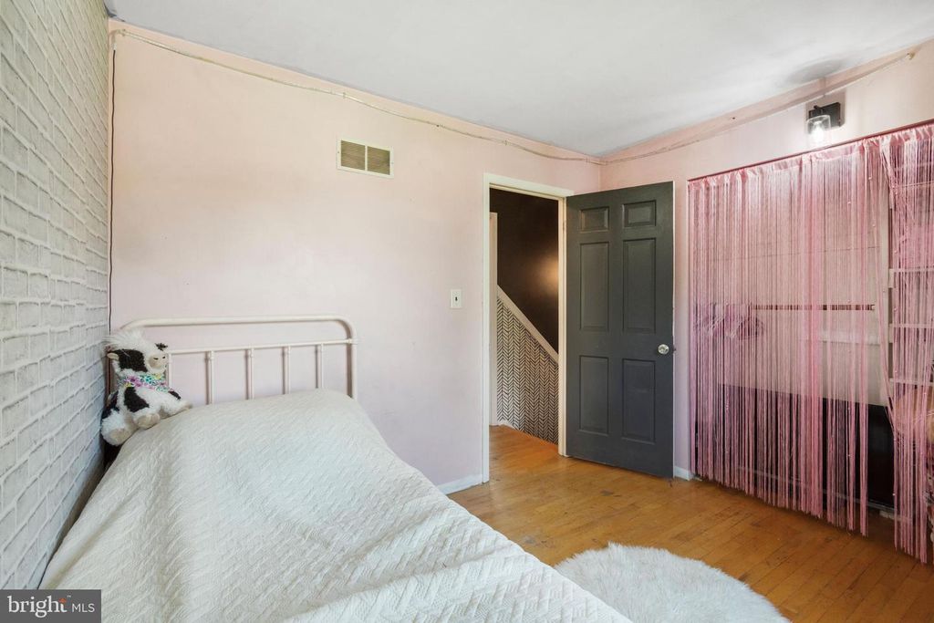 Image 26 of property listing at 2314 SANDEL LN, Westminster, MD 21157