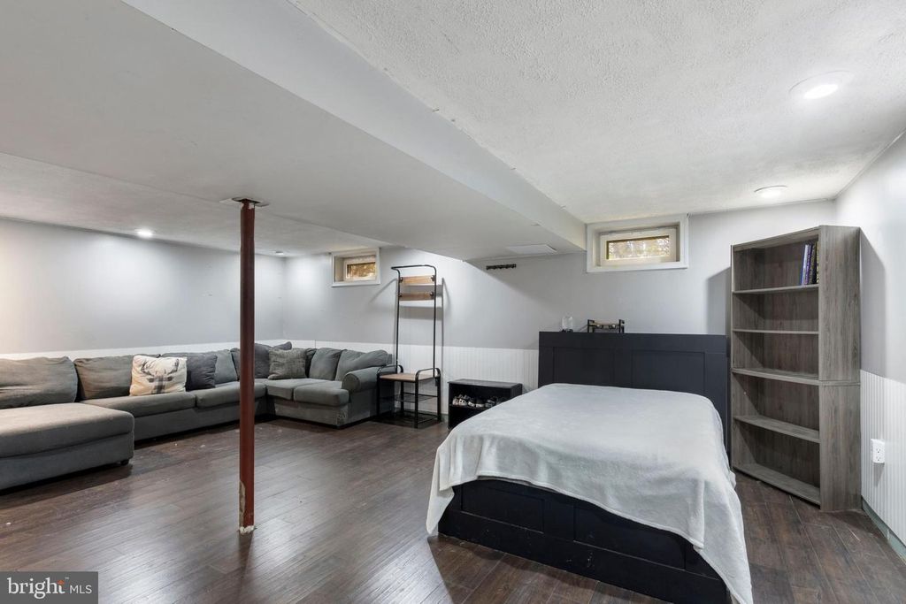 Image 32 of property listing at 2314 SANDEL LN, Westminster, MD 21157