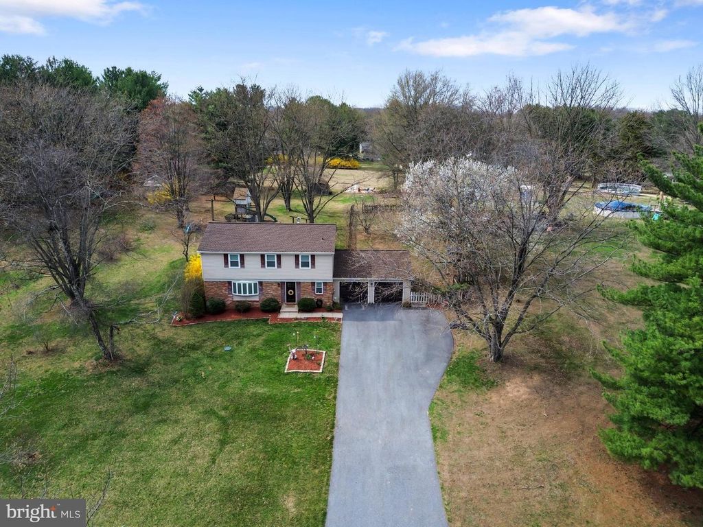 Image 37 of property listing at 2314 SANDEL LN, Westminster, MD 21157