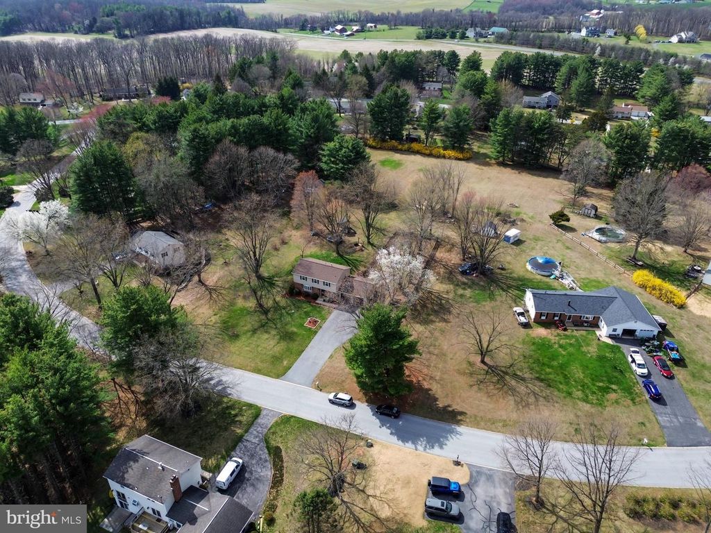 Image 39 of property listing at 2314 SANDEL LN, Westminster, MD 21157