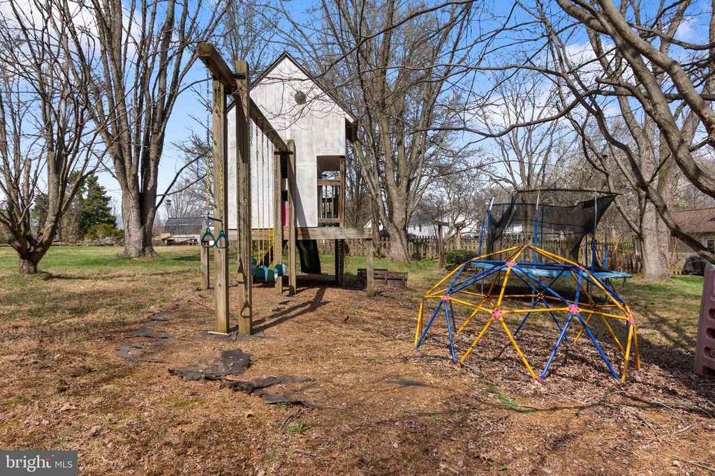 Image 41 of property listing at 2314 SANDEL LN, Westminster, MD 21157