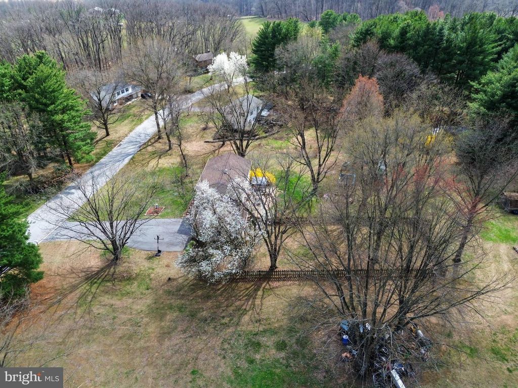 Image 45 of property listing at 2314 SANDEL LN, Westminster, MD 21157
