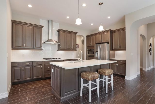 2402 STARWOOD COURT, Lakewood Ranch, FL 34211