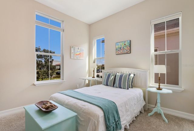 2402 STARWOOD COURT, Lakewood Ranch, FL 34211