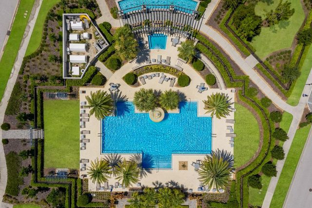 2402 STARWOOD COURT, Lakewood Ranch, FL 34211