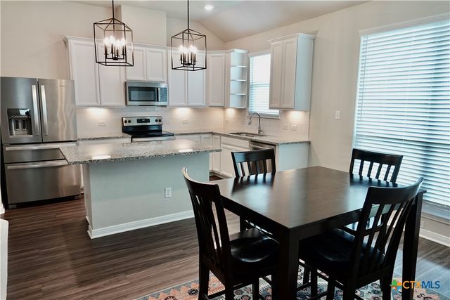 2019 Theresa Drive, Bryan, TX 77807
