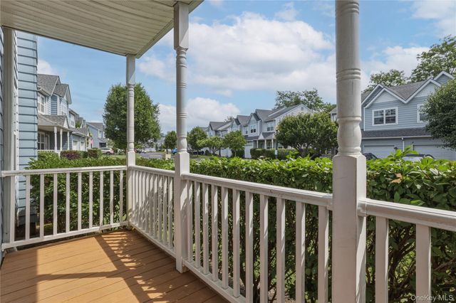 9 Shady Lane, Central Islip, NY 11722
