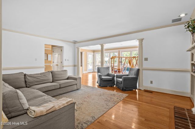 2215 Perry Drive, Jacksonville, NC 28546