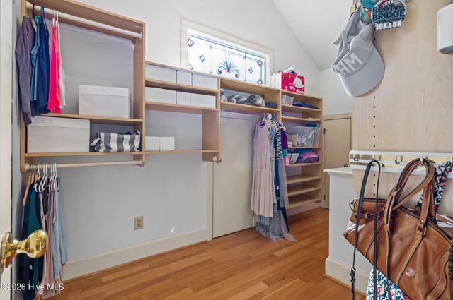 2215 Perry Drive, Jacksonville, NC 28546