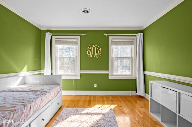 2215 Perry Drive, Jacksonville, NC 28546