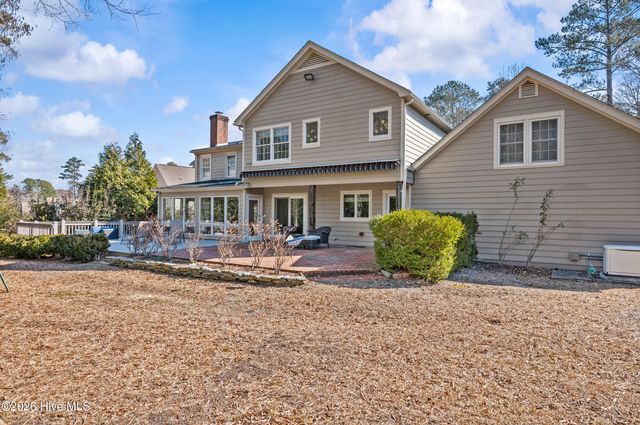 2215 Perry Drive, Jacksonville, NC 28546