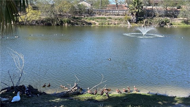 1932 Hidden Way, Corpus Christi, TX 78412