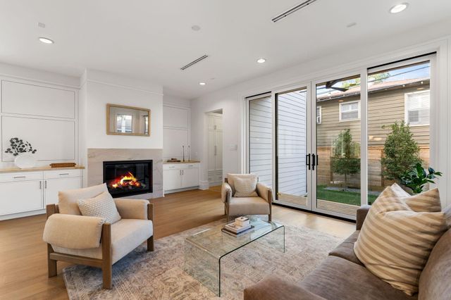 1023 Euclid Street, Houston, TX 77009