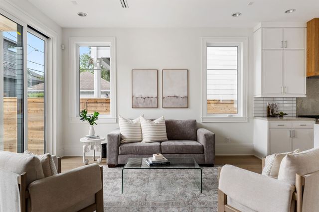 1023 Euclid Street, Houston, TX 77009