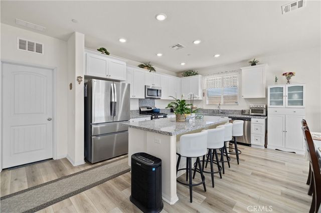 3326 Sonya Avenue, Rosamond, CA 93560