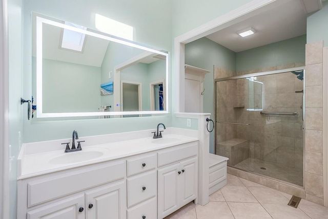 9005 W 161 Street, Overland Park, KS 66085