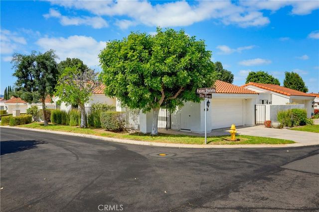 31911 Via Flores 27, San Juan Capistrano, CA 92675