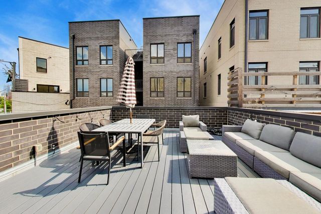 1340 W WALTON Street 1W, Chicago, IL 60642