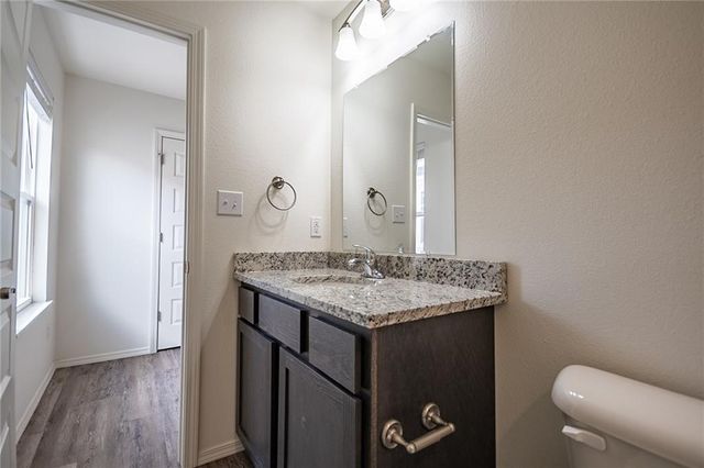 931 S Rupple Road 2, Fayetteville, AR 72704