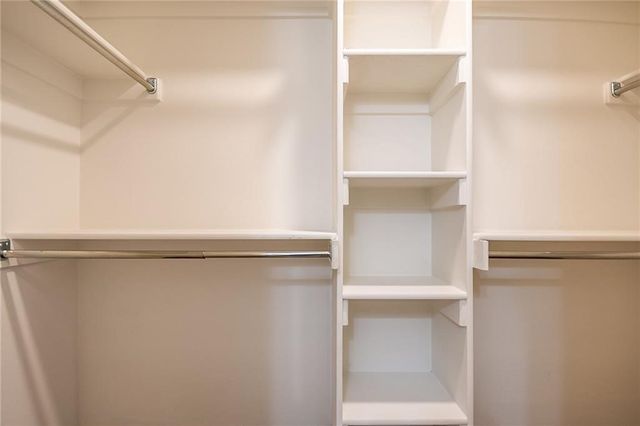 931 S Rupple Road 2, Fayetteville, AR 72704