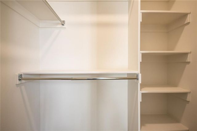 931 S Rupple Road 2, Fayetteville, AR 72704