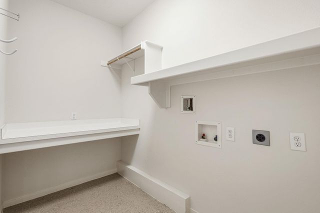 14 Redland Place, The Woodlands, TX 77382