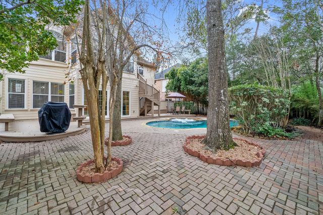 14 Redland Place, The Woodlands, TX 77382