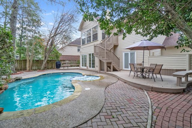 14 Redland Place, The Woodlands, TX 77382